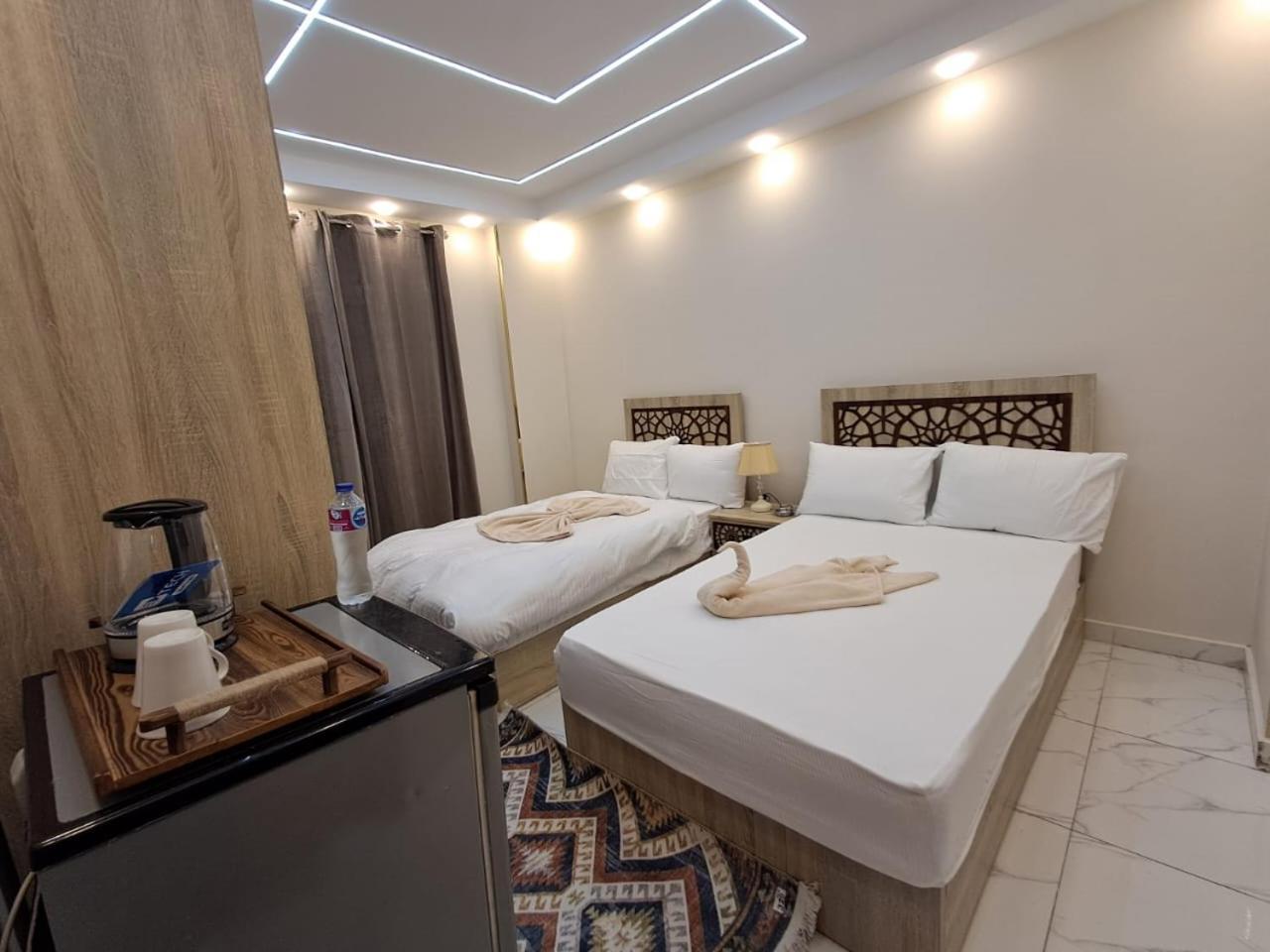 Pyramids East Inn Kafret el-Gabal Zewnętrze zdjęcie